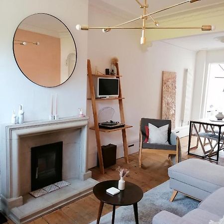 Unique City Centre House With Log Burner & Courtyard NWI Dış mekan fotoğraf