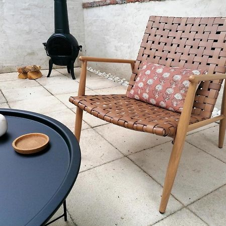 Unique City Centre House With Log Burner & Courtyard NWI Dış mekan fotoğraf
